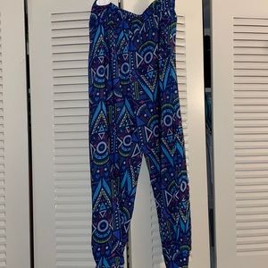 Small elastic sheer boho pattern pants